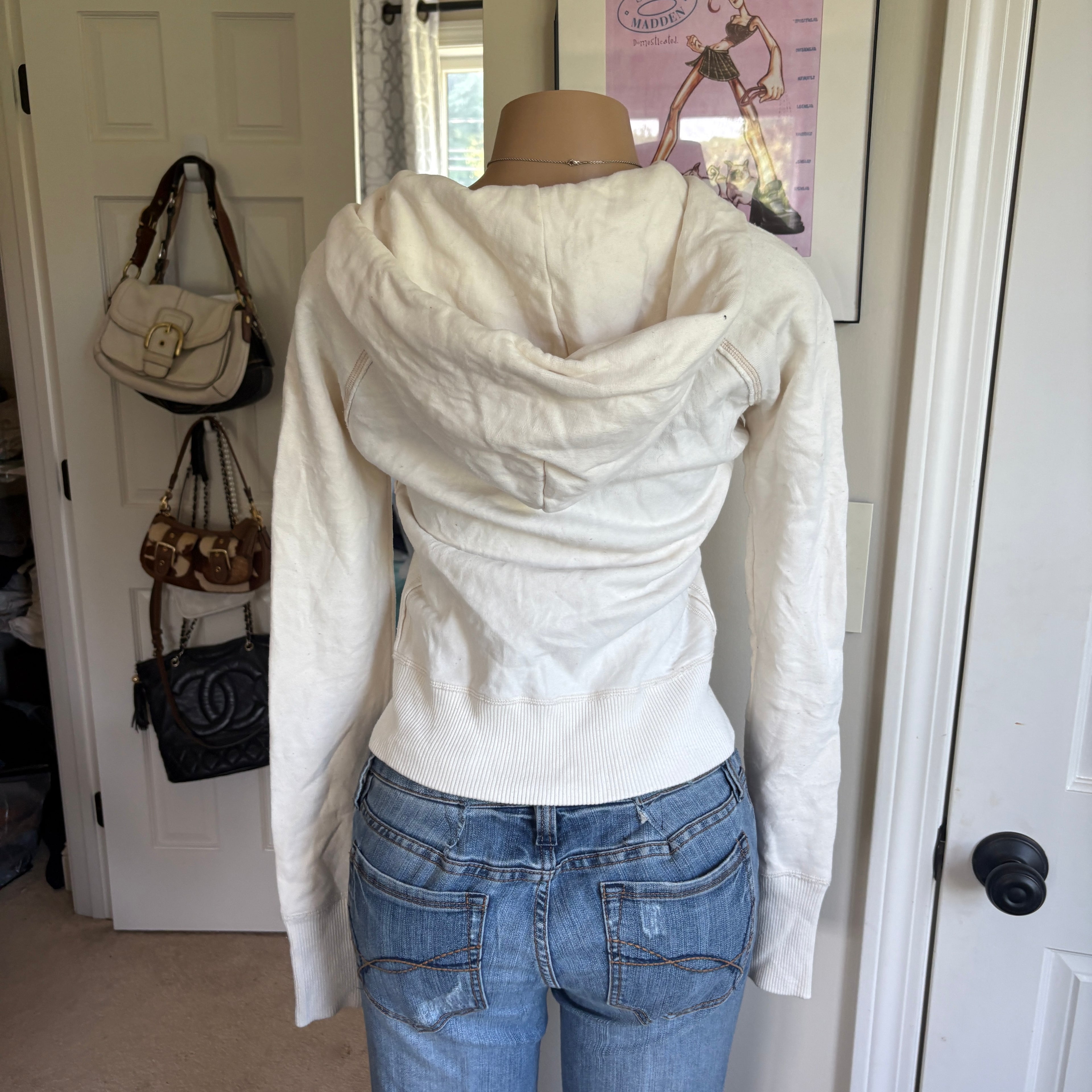 00s Abercrombie & Fitch white spellout zip hoodie (size M)