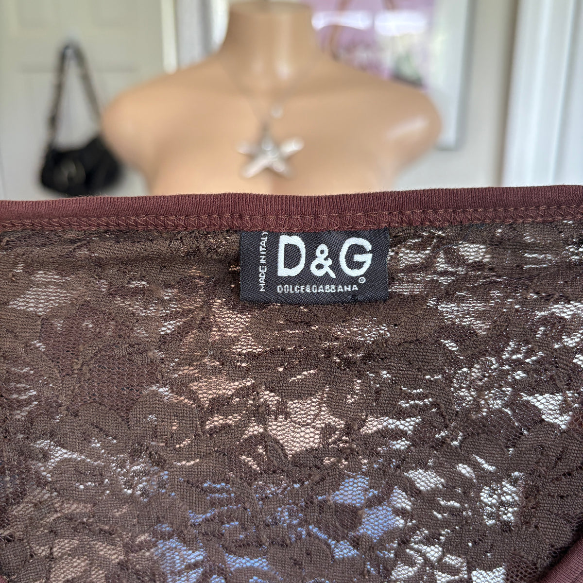 00s Dolce & Gabbana brown abstract face top (size M/L)