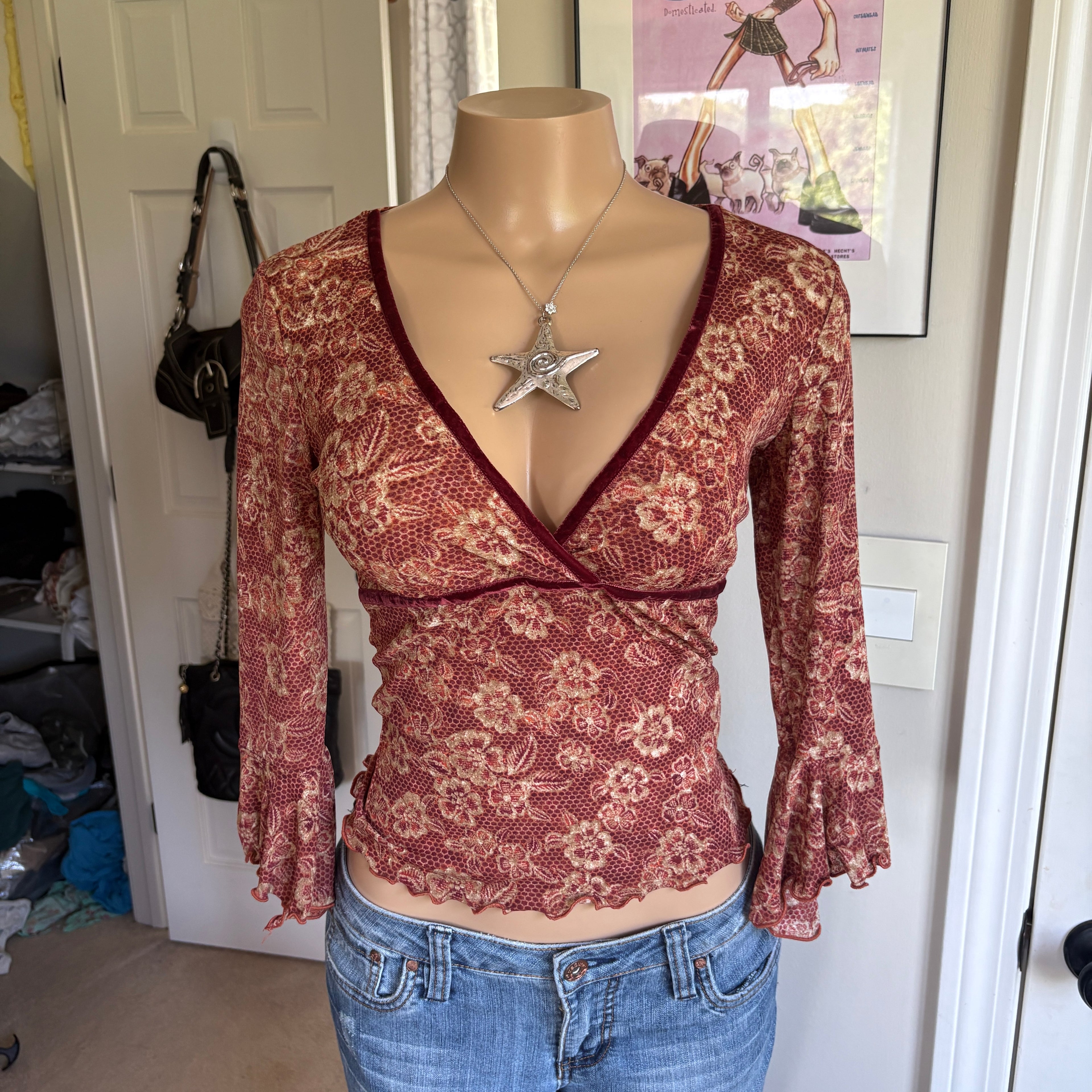 00s red floral v neck bell sleeve top (size S)