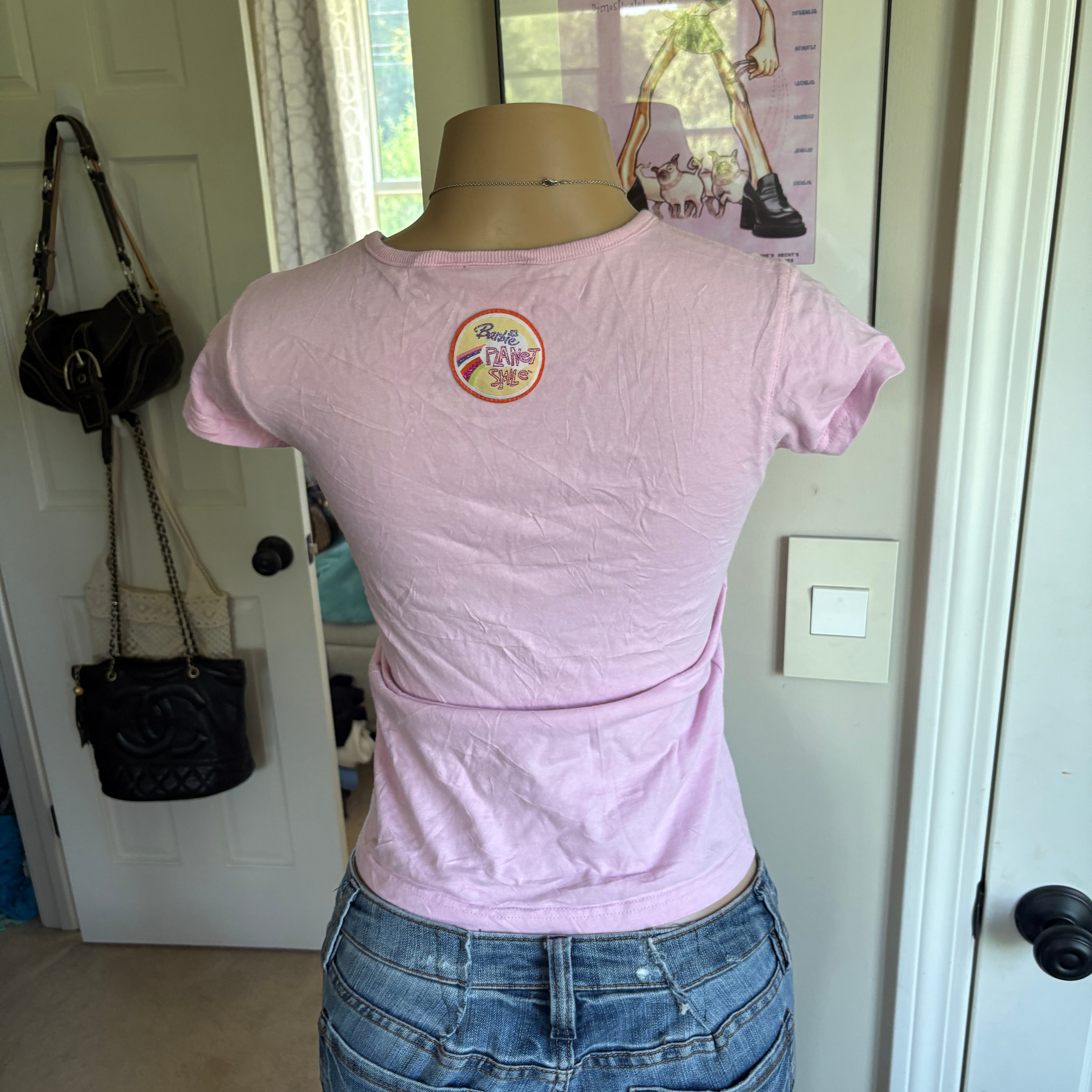00s 2006 Barbie iconic pink baby tee (size XS)