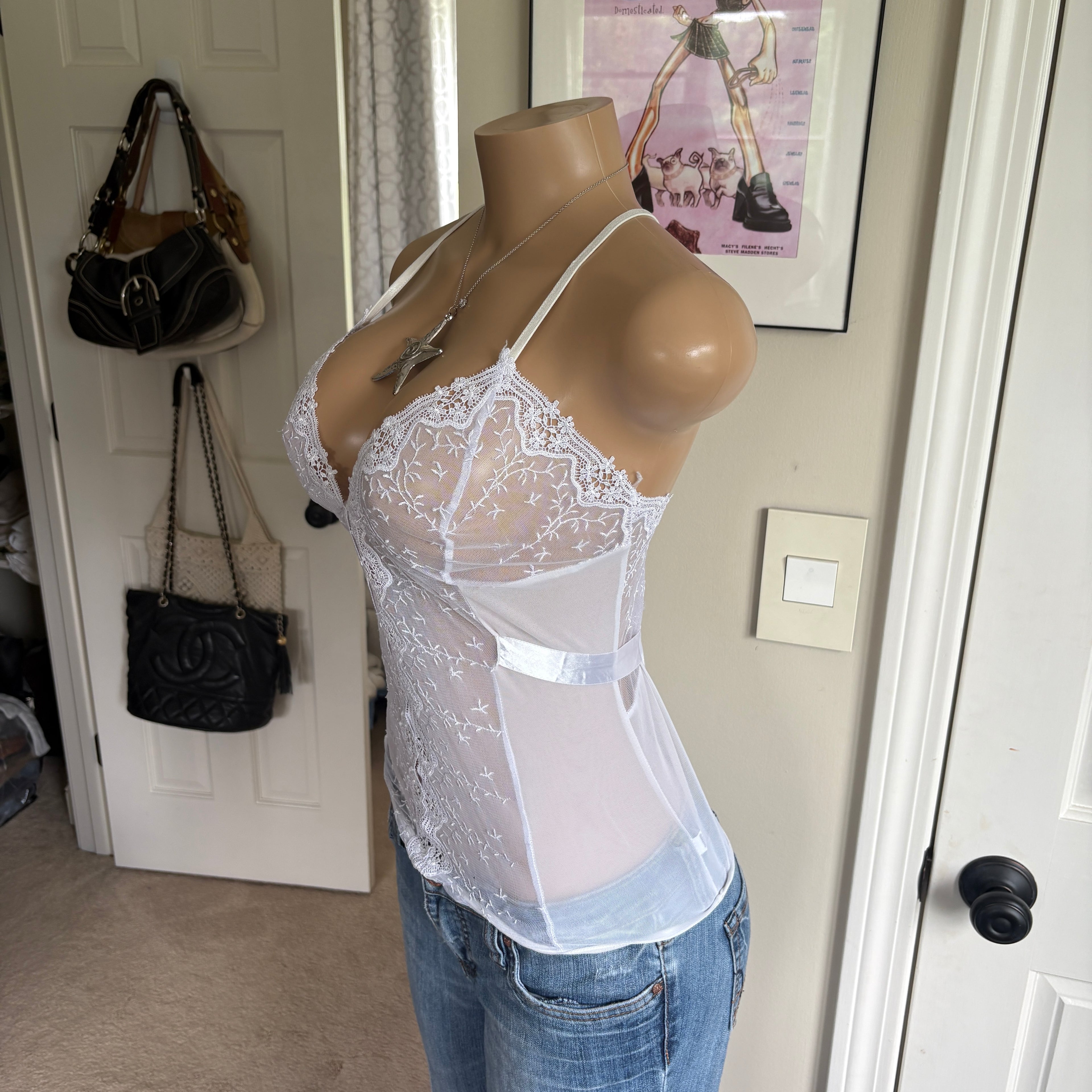 00s white floral lace tie back cami (size M)