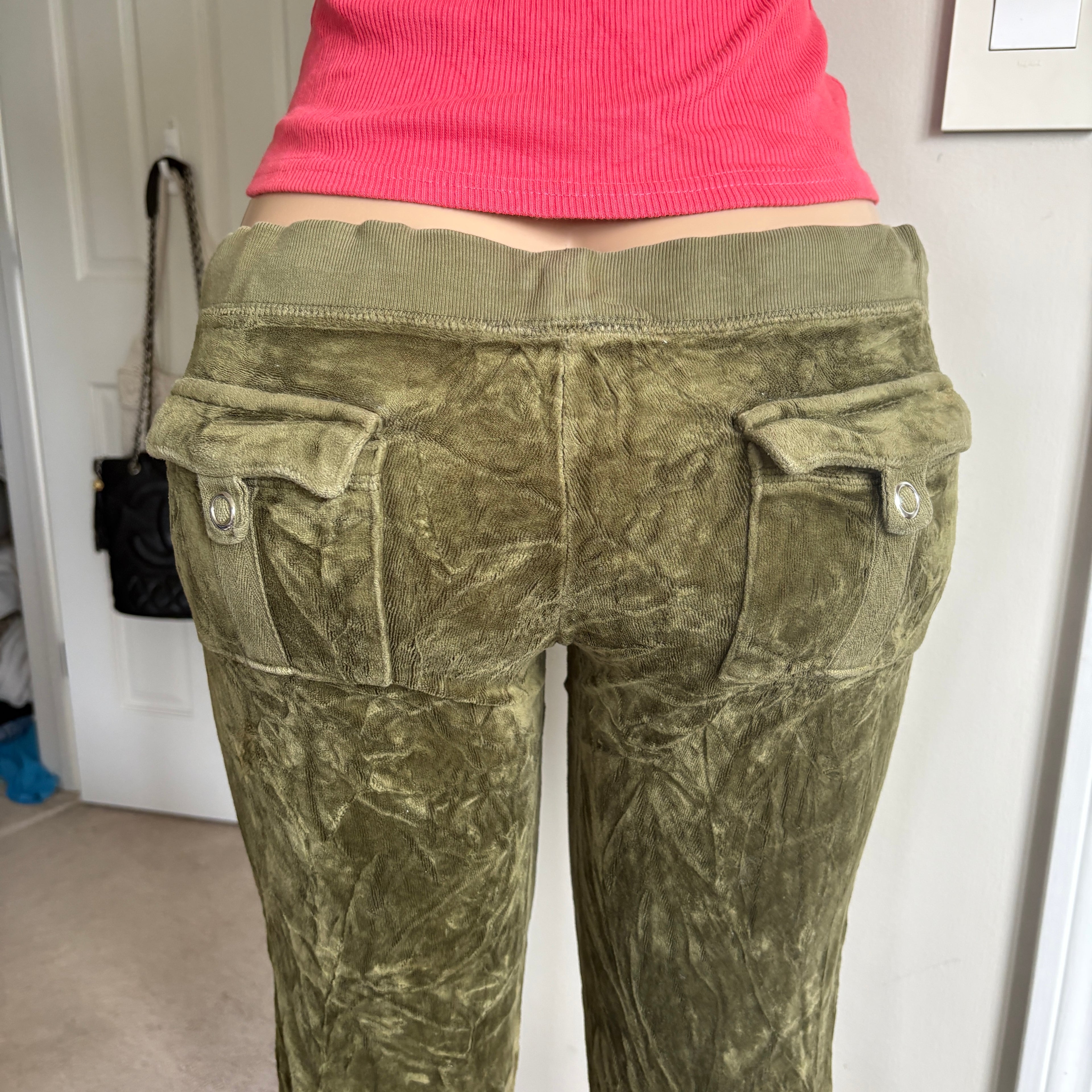 00s vintage Juicy Couture green velour snapback track sweatpants (size S)