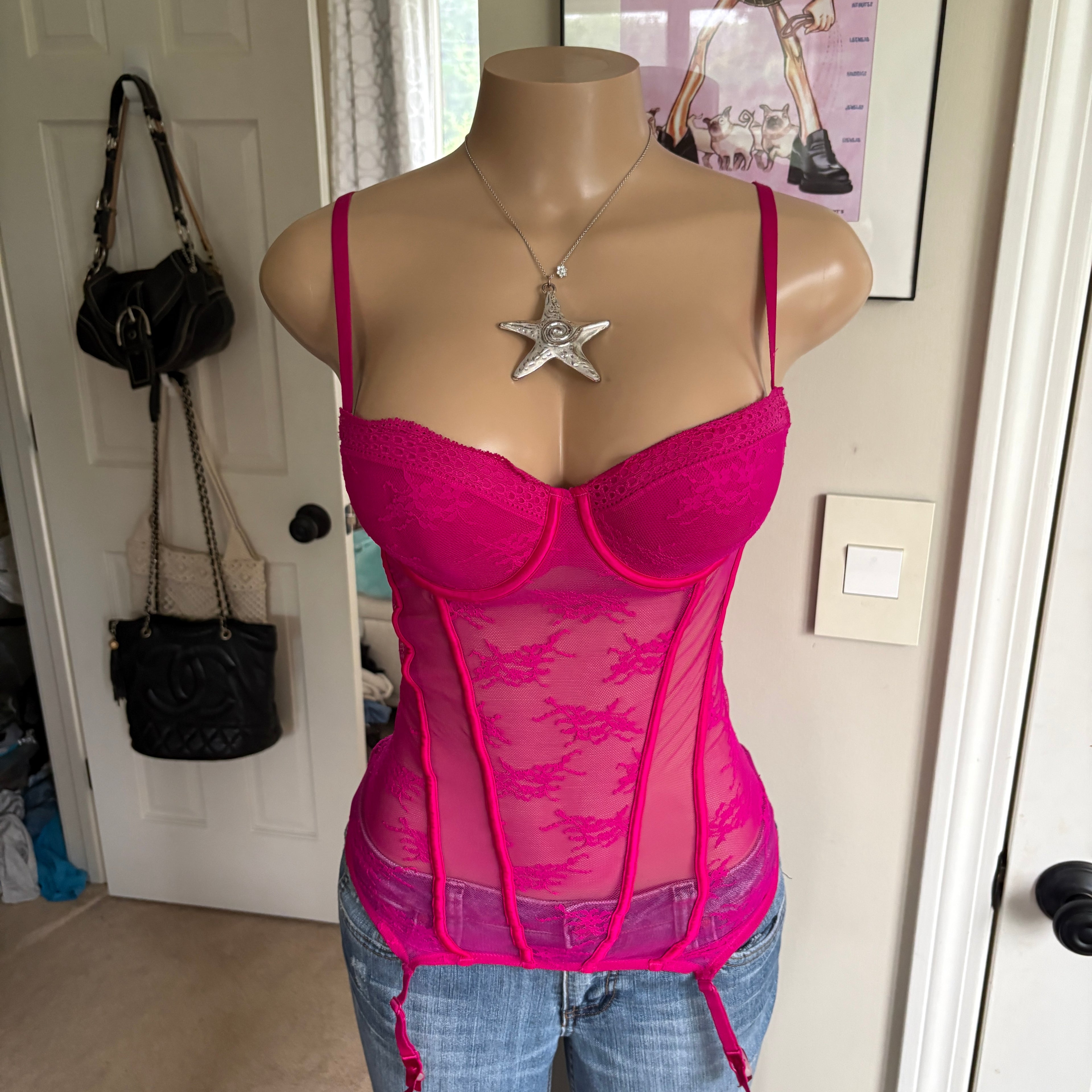 00s pink floral lace bustier corset top (size S)