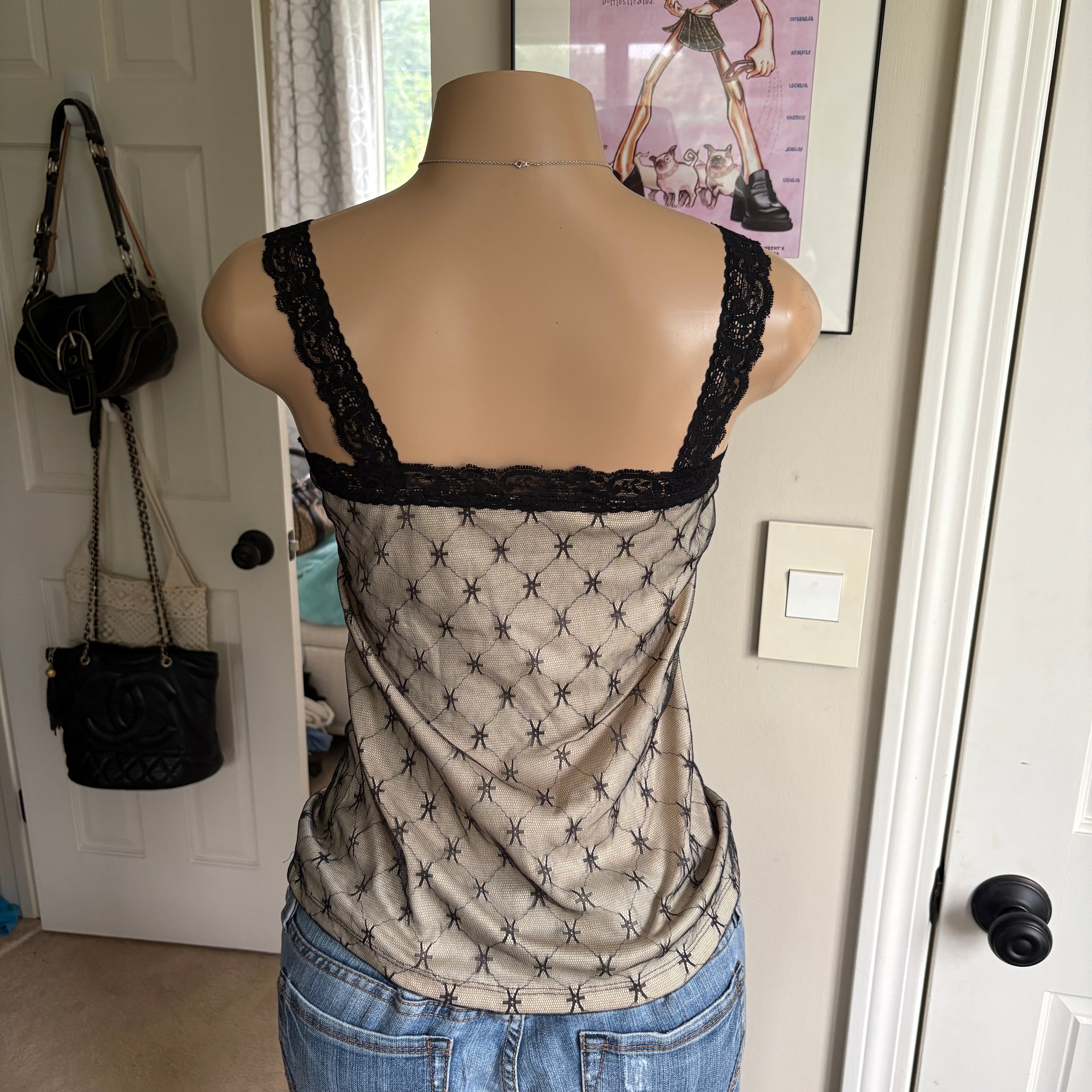 00s tan & black lace tank top (size L)
