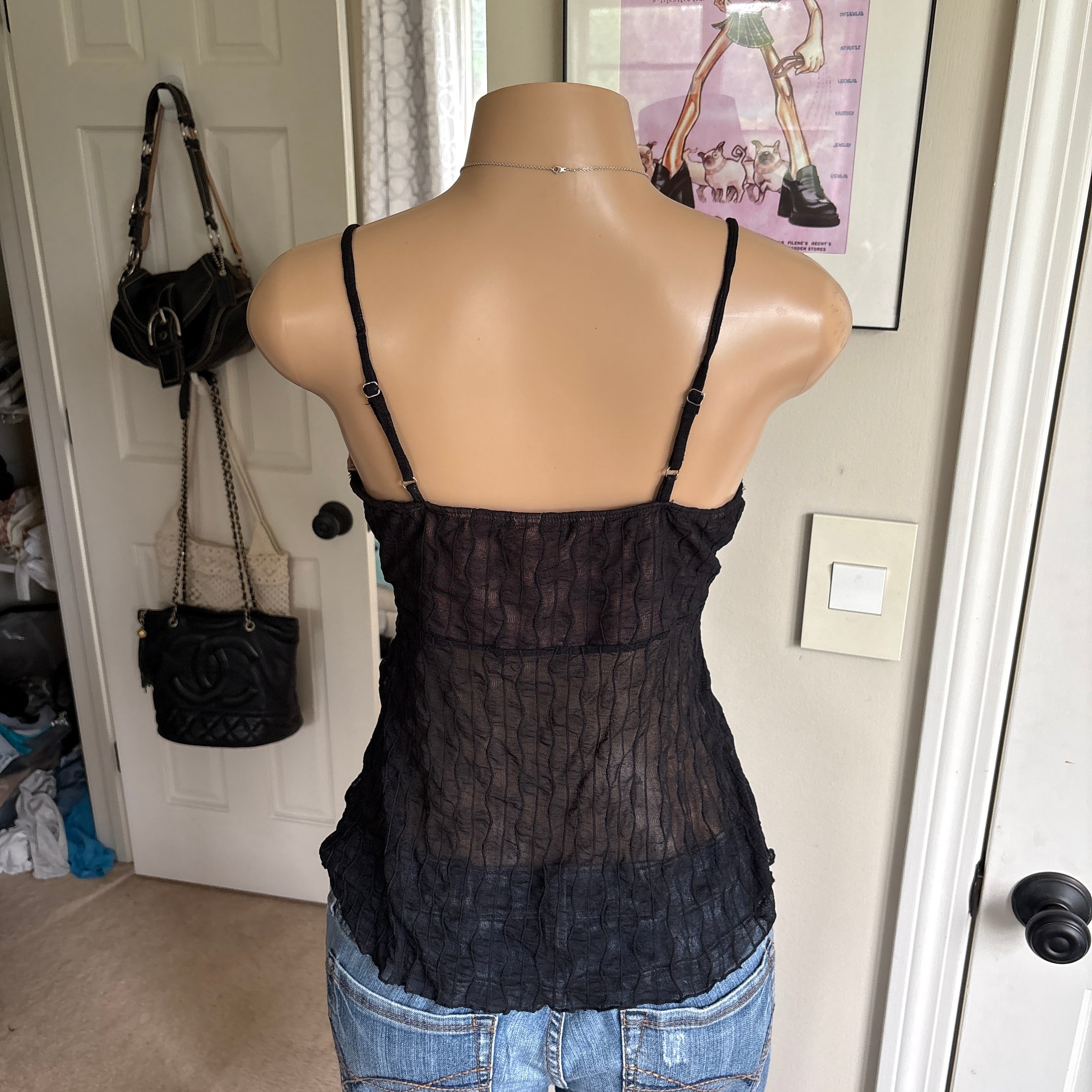 00s black lace open center cami (size L)