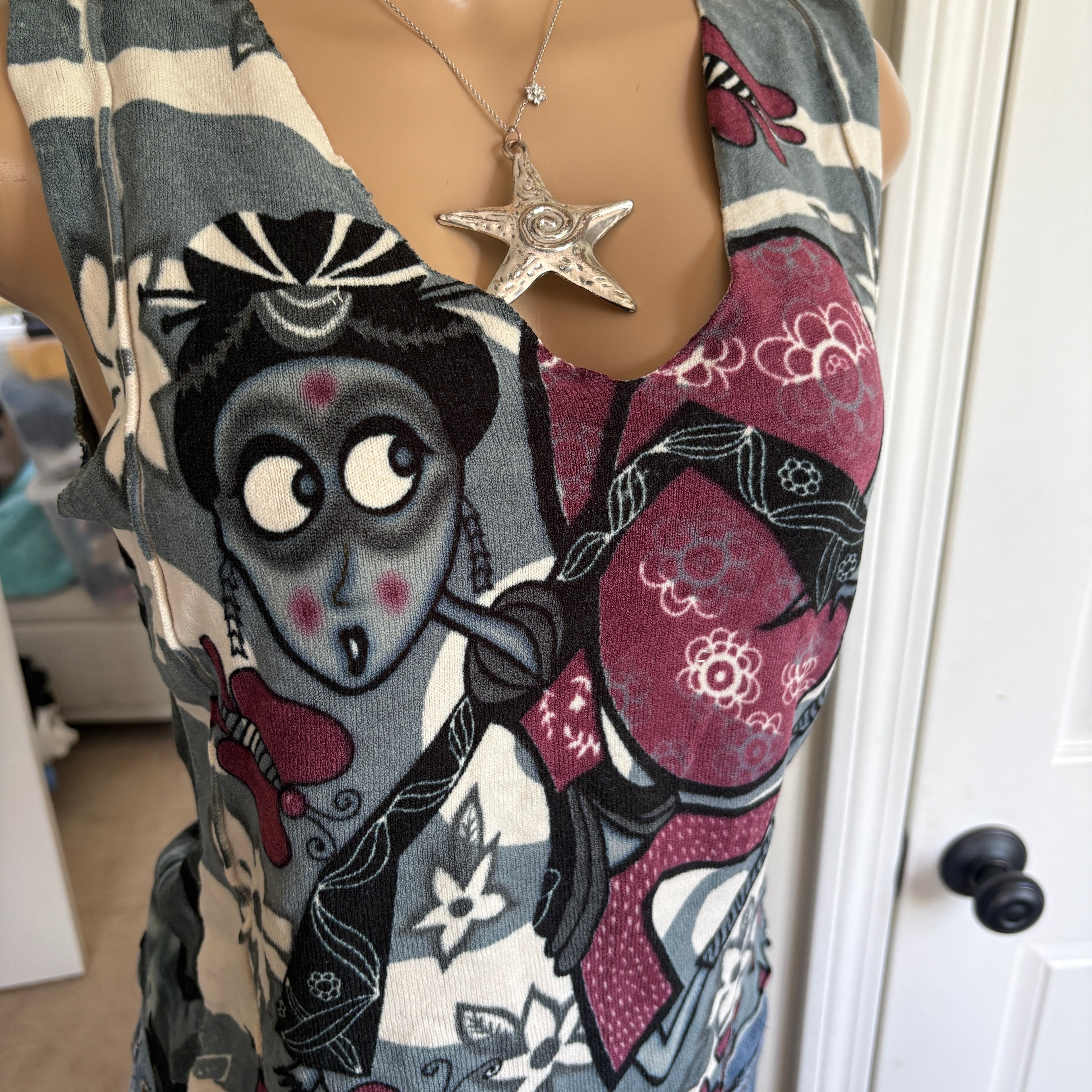 00s Custo Barcelona gray abstract tank top (size L)
