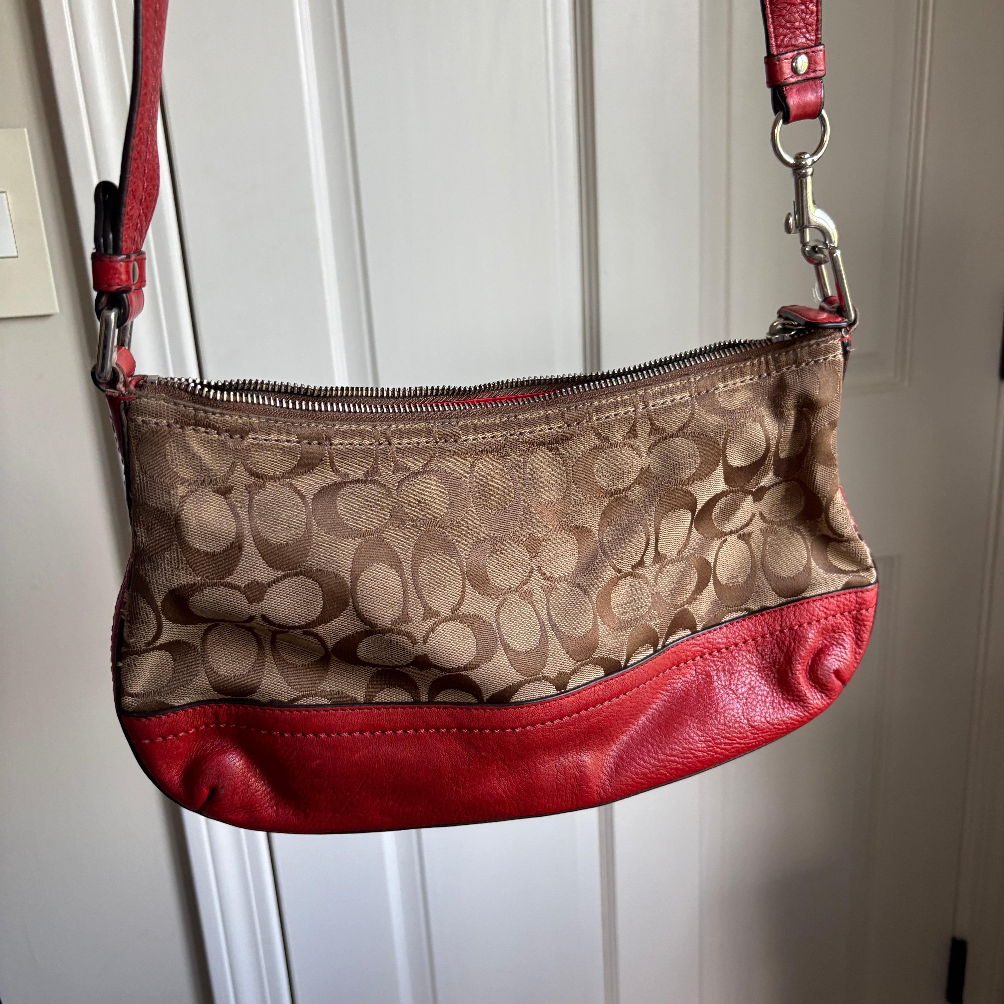 00s vintage Coach signature monogram crossbody bag