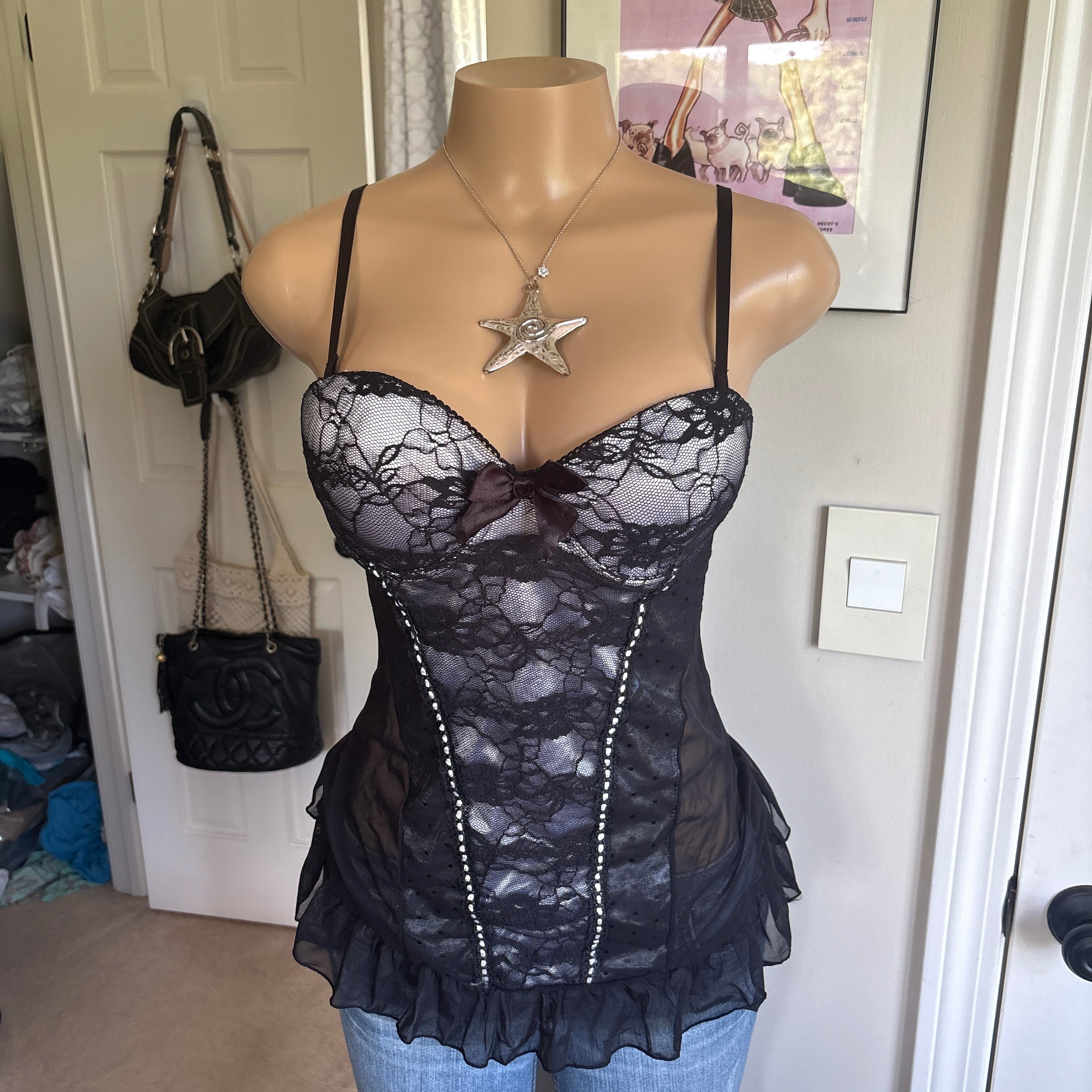 00s black & white lace lingerie top (size 34C)