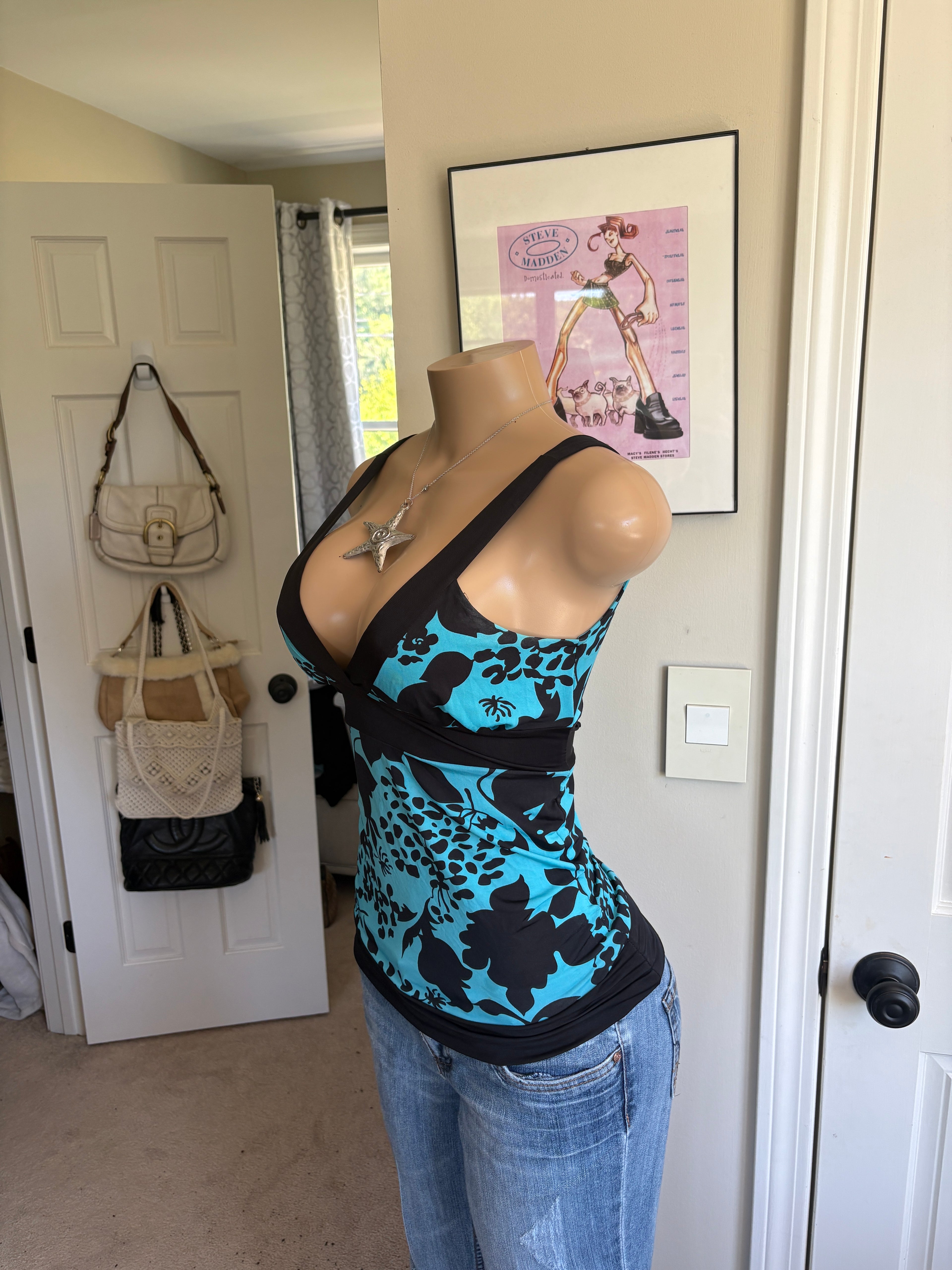 00s blue floral v neck tie back tank top (size XS)
