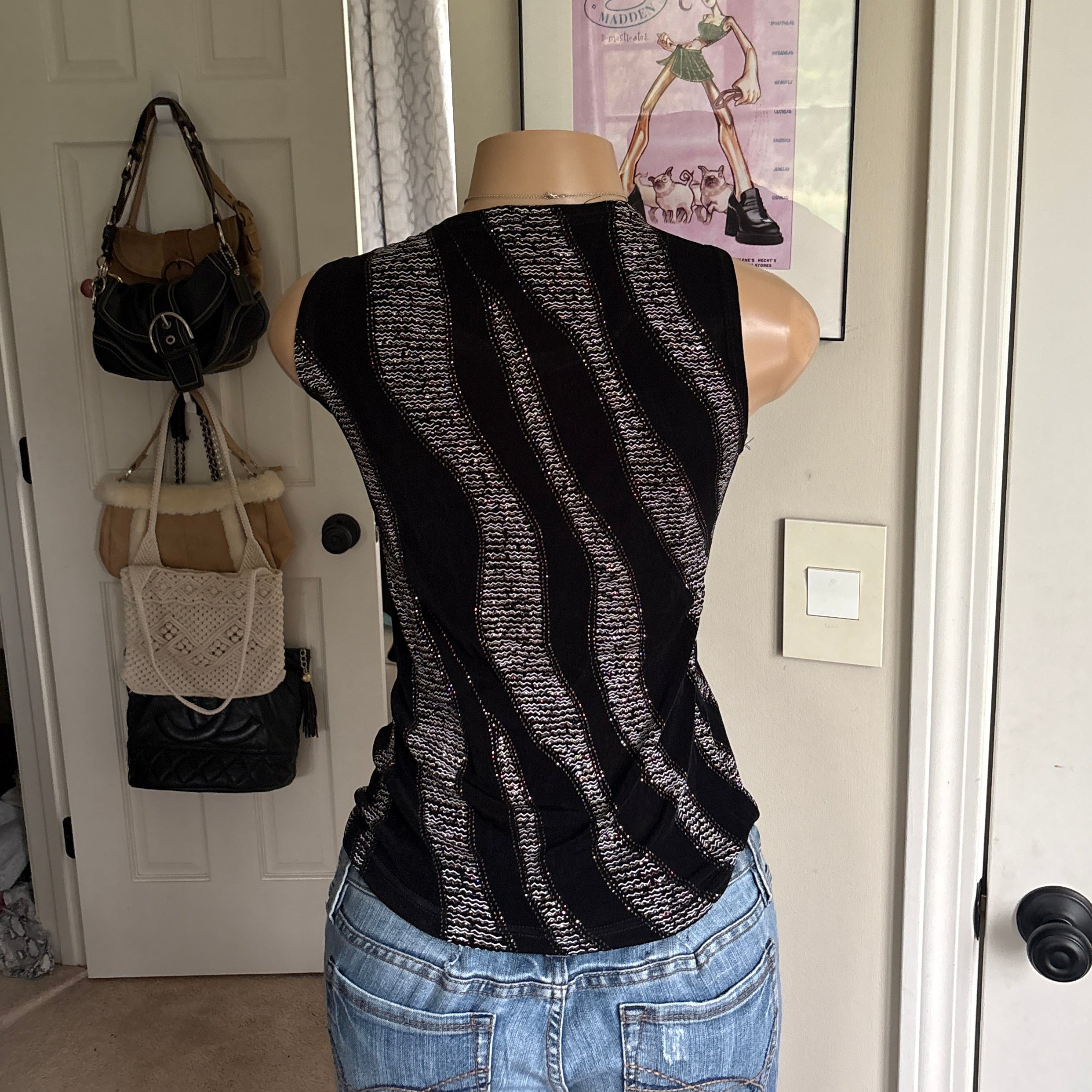 00s zebra abstract black tank top (size L)