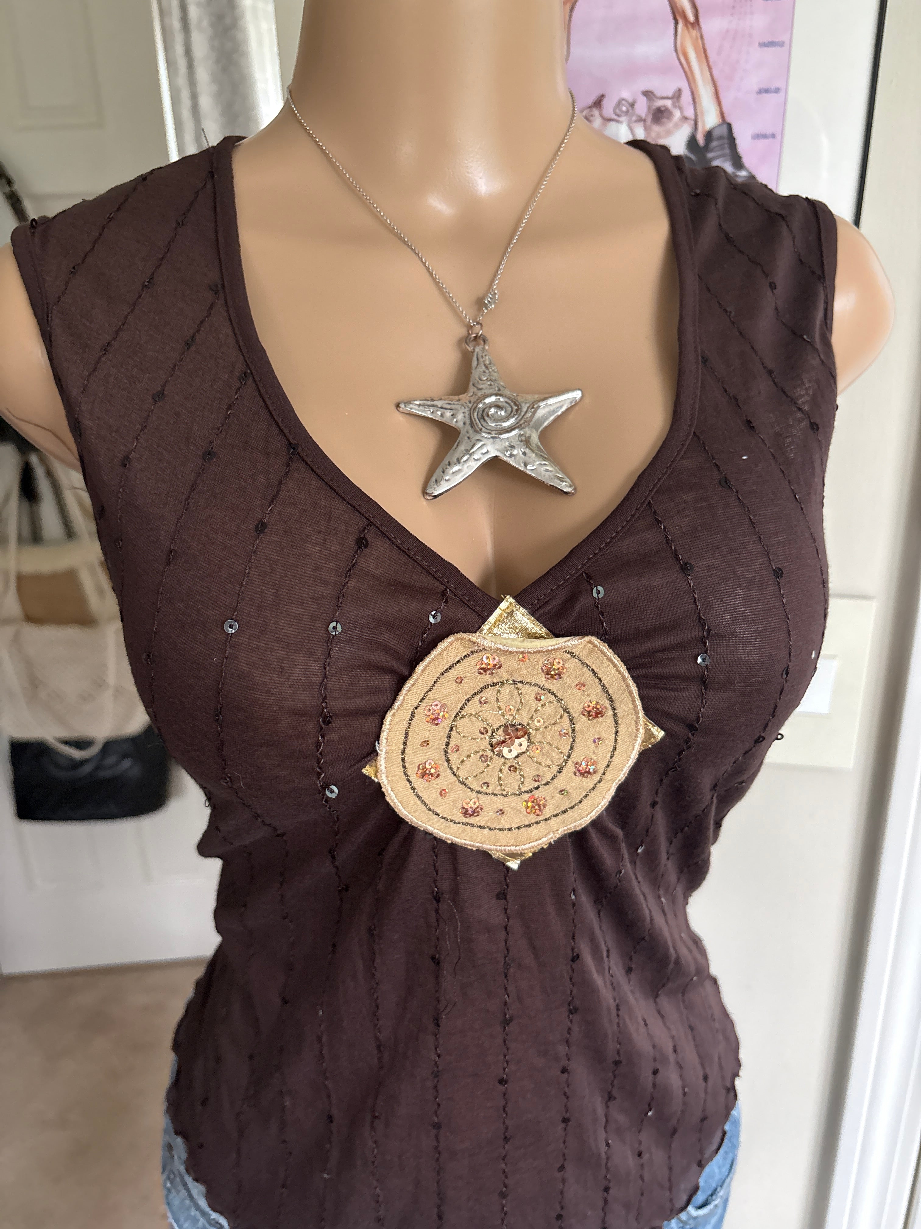 00s boho brown medallion tank top (size S/M)