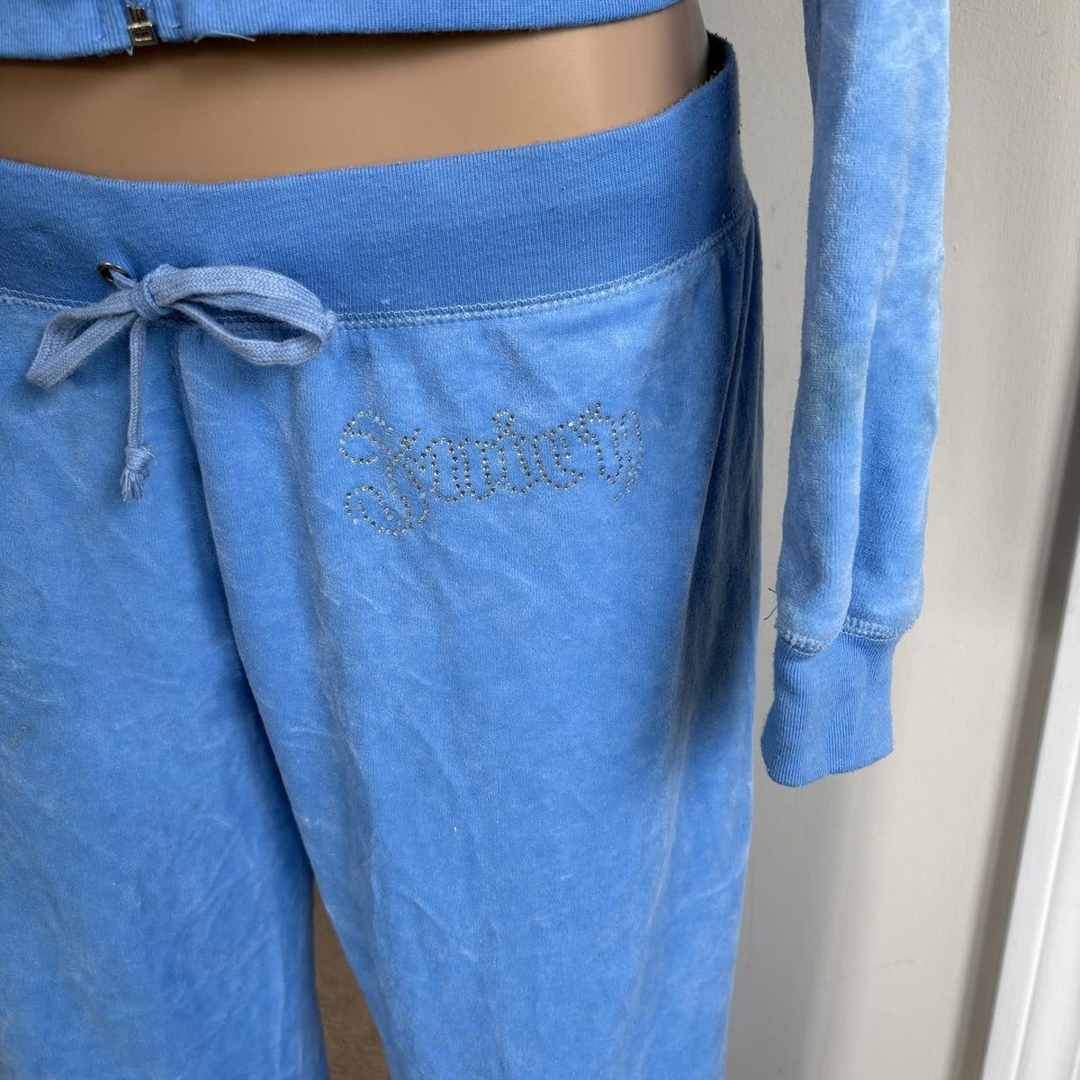 y2k vintage Juicy Couture blue velour rhinestone tracksuit set
