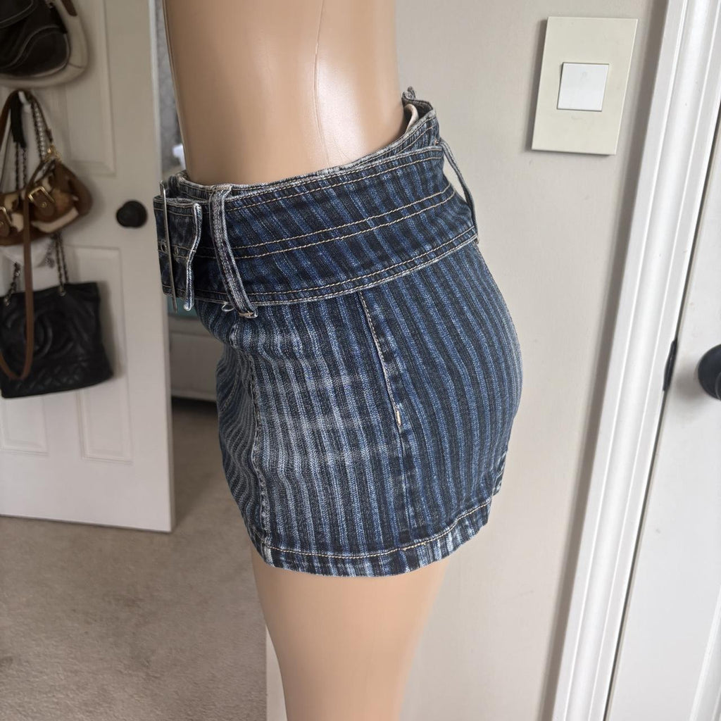 Y2K vintage Parasuco Belted Denim Mini Skirt